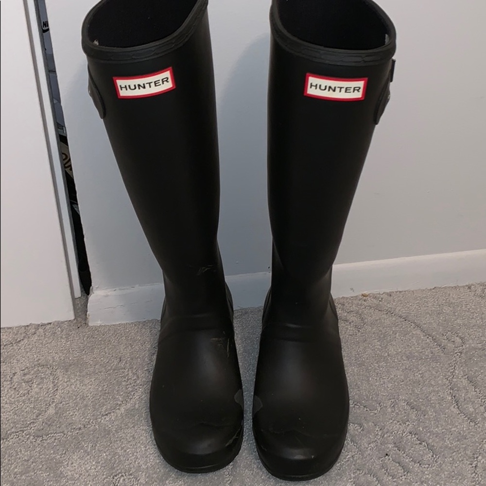 Matte black hunter tall rain boots